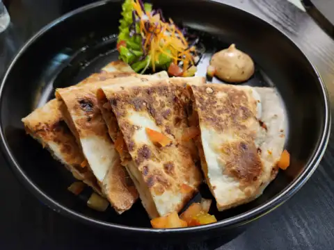 Veggie cheese quesadillas