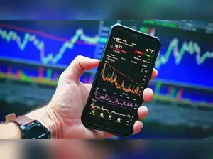 US stock market rebounds as Nvidia hits $4 trillion milestone, Trump’s new tariffs spark investor caution amid tech rally