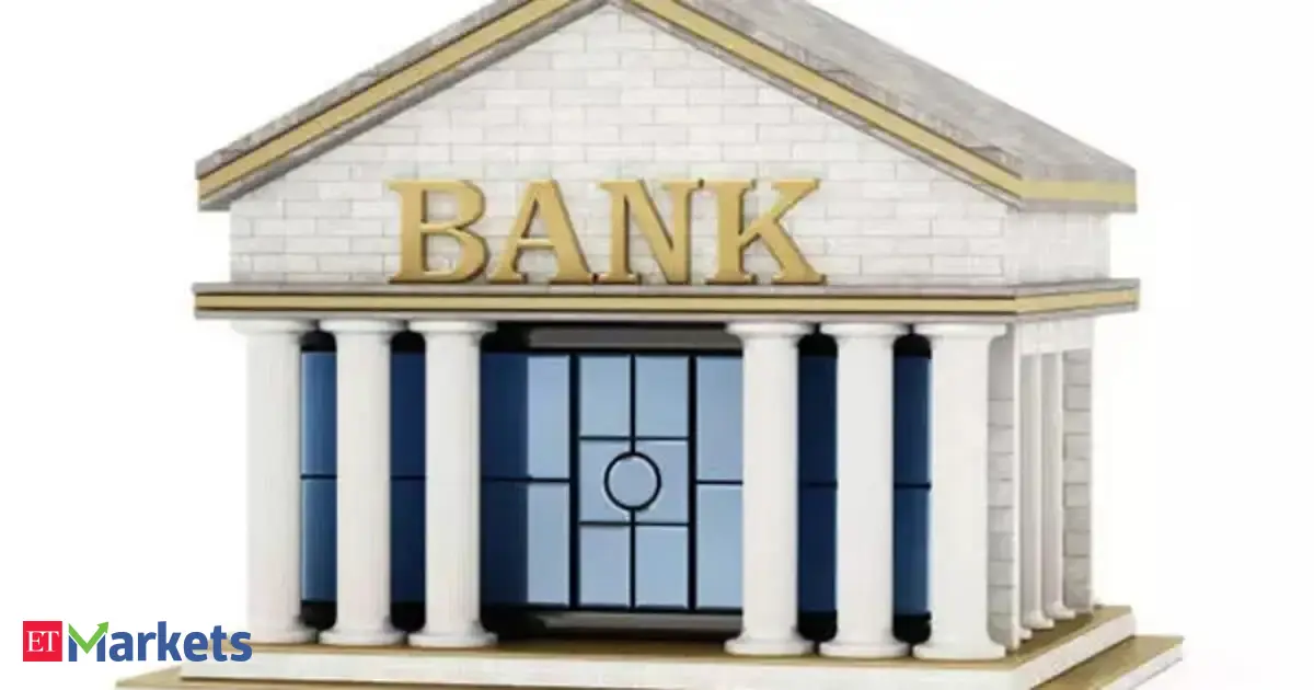 Dull loan growth, margin pressure, credit cost to weigh on bank earnings