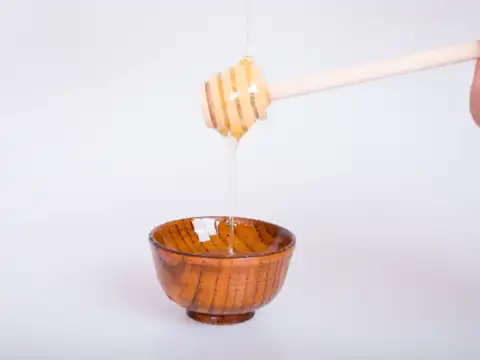 Rome &ndash; Honey as a Skin Healer