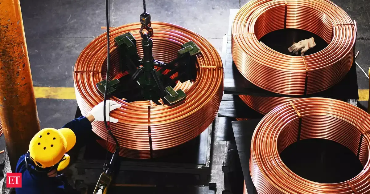 China the big winner as Trump slaps massive copper tariffs to crush Canada