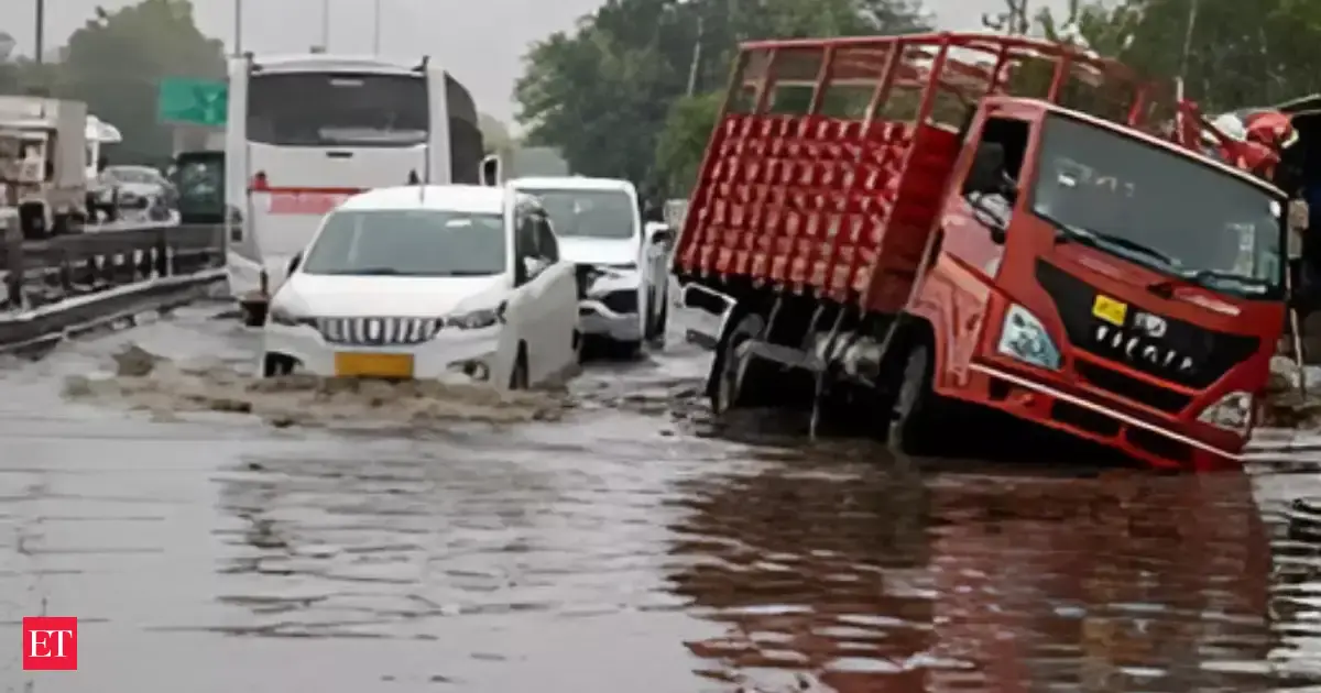 400 distress calls & 200 immobile vehicles: How few hours of rains brought millennium city Gurgaon to its knees