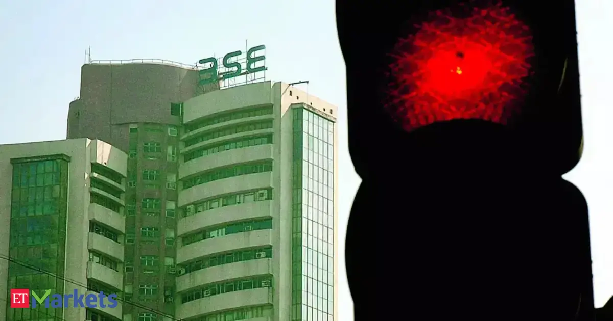 Sensex falls over 300 pts, Nifty below 25,100 on weakness in IT and financial stocks - The Economic Times