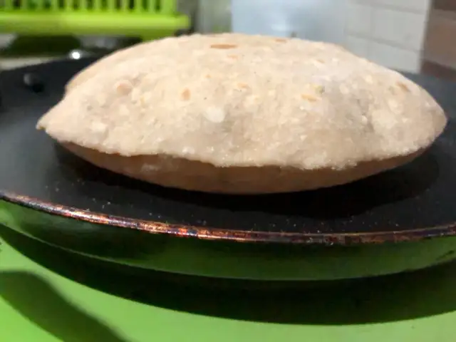 Wheat vs Jowar Roti: Health benefits, taste, and the right pick for ...