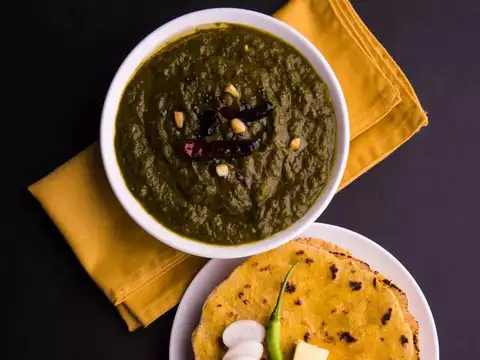 Palak corn curry