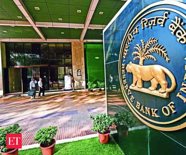 business sumitomo mitsui banking corp awaiting rbi call to buy 25 in yes bank