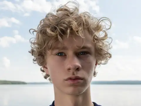 Curly hair