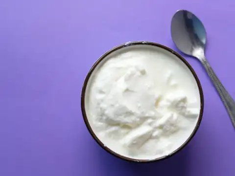 Greek yoghurt &mdash; For vitamin B5 and gut health