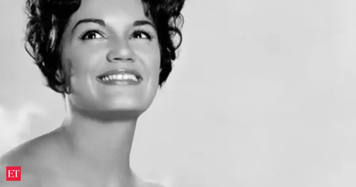 Connie Francis, ‘Pretty Little Baby’ singer, dies at 87; all about her life and career