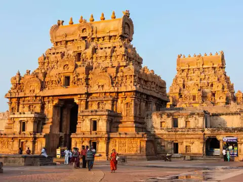 Brihadeeswara Temple, Thanjavur (Tamil Nadu)