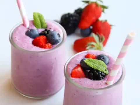 Sesame-berry blast