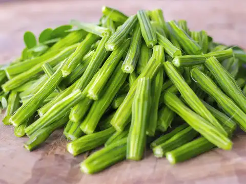 Drumstick (Moringa Pods)