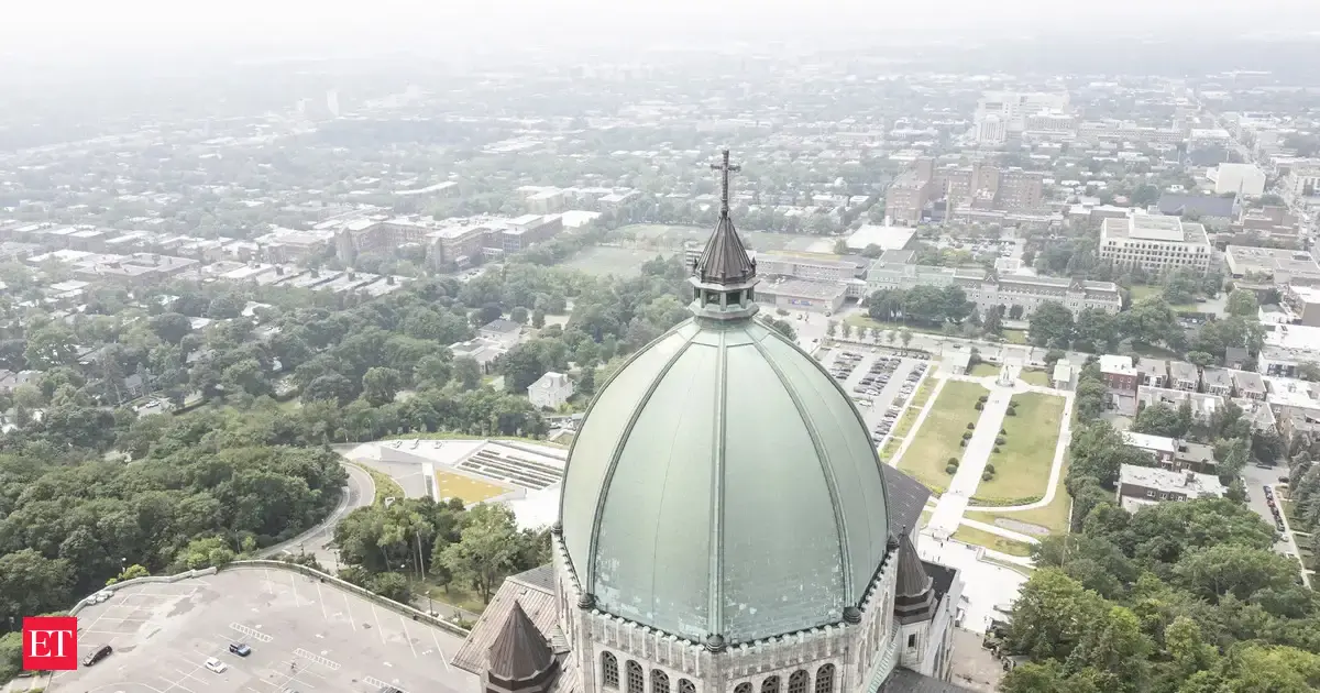 Montreal tops world pollution rankings as wildfire smoke chokes the city