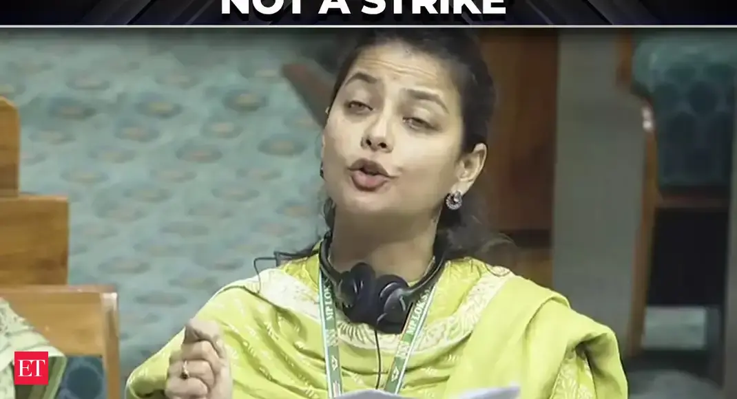 https://img.etimg.com/thumb/msid-122968665,width-1070,height-580,overlay-economictimes/videoshow.jpg