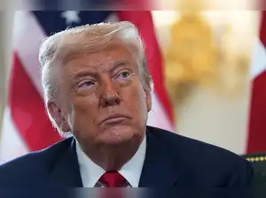 Trump sets new deadline of 10 or 12 days for Russia to act on Ukraine ...