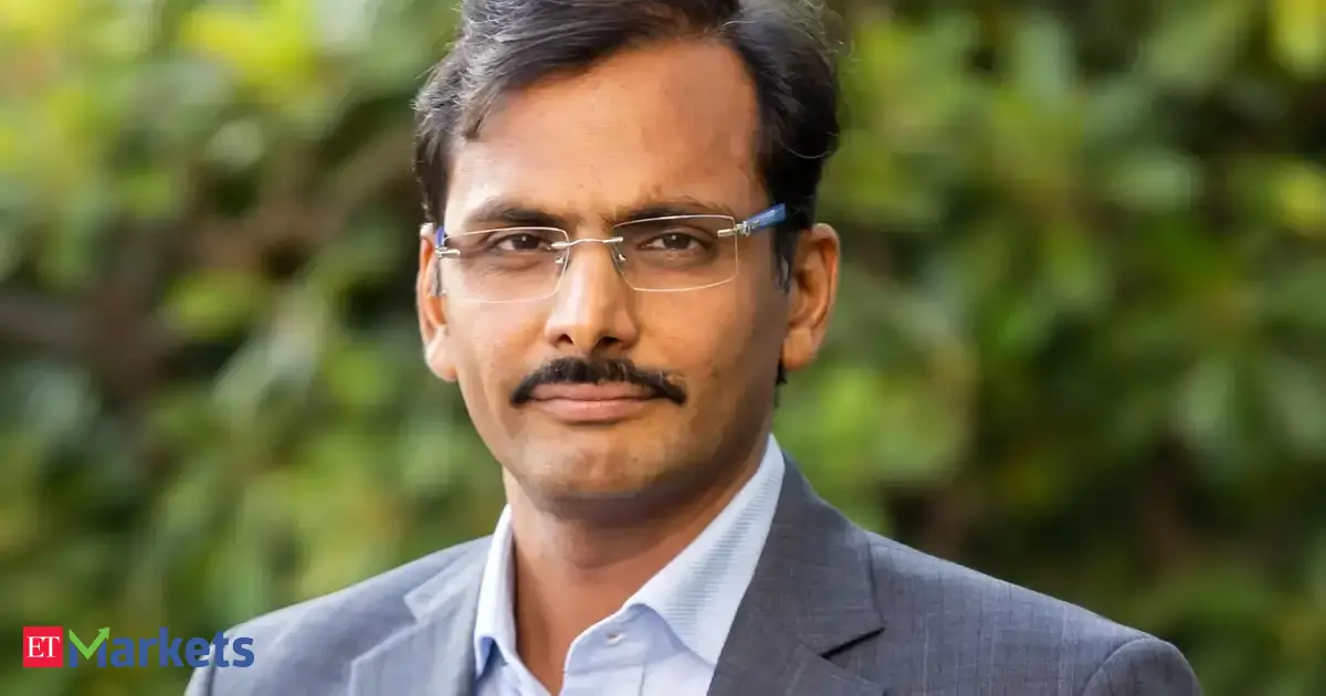 ‘Stay invested, don’t panic’: Vikas Khemani on market volatility