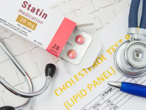 Cholesterol-lowering drugs: statin effectiveness may drop