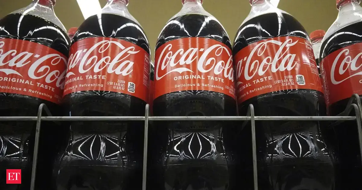 Cane sugar vs high-fructose corn syrup in soda: what health experts say about Coca-Cola's switch