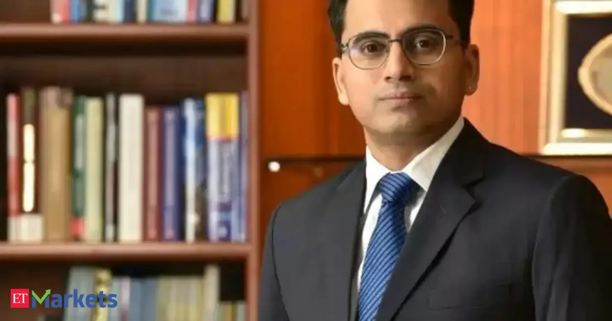 Jaiprakash Toshniwal sees value in 3 segments; goes contra on IT & specialized capital goods