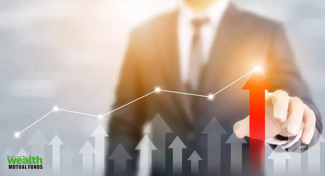 https://img.etimg.com/thumb/msid-123230281,width-1070,height-580,overlay-etwealthmutualfunds/slideshow.jpg