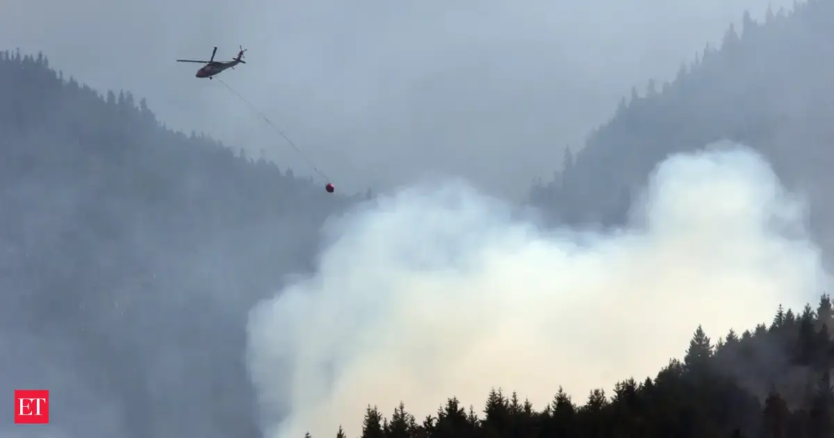 Canada wildfires: State of emergency declared on Vancouver Island as nation battles worst fires in decades