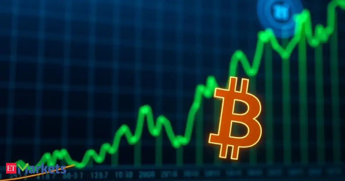 Bitcoin slides to $119K from new record, outlook cautious as policy signals hit sentiment