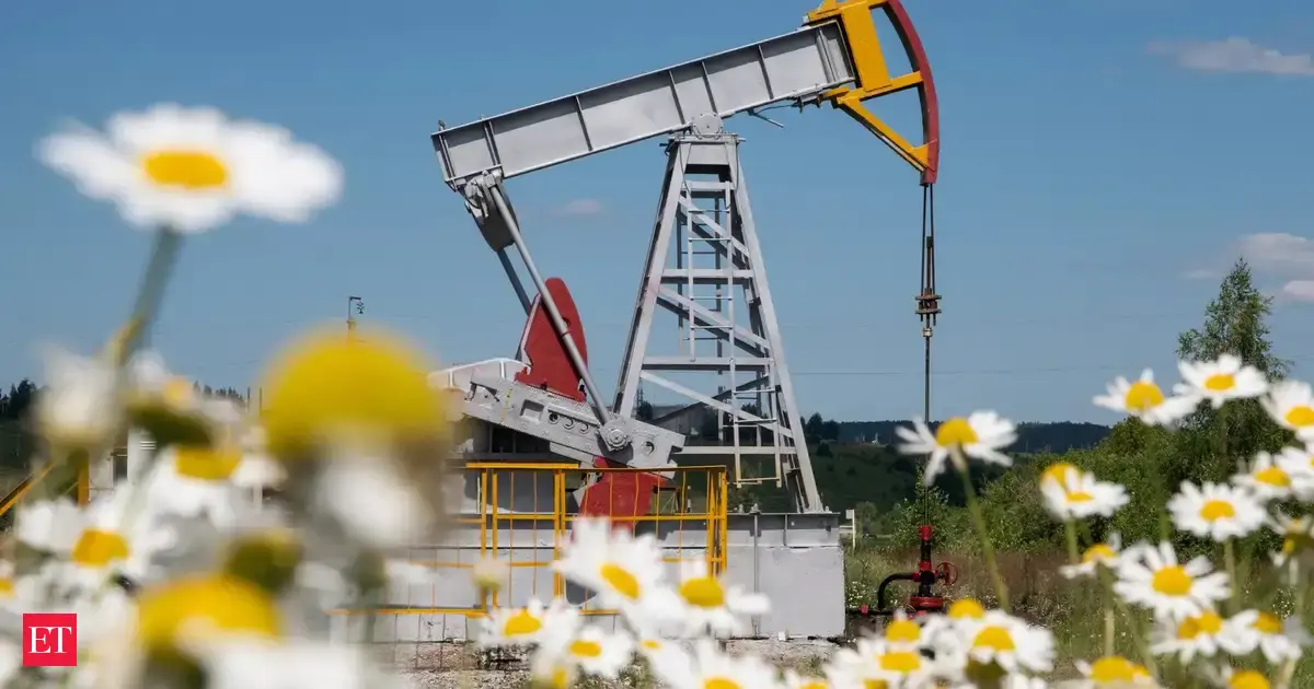 Russia says it will keep selling oil to India despite US tariffs