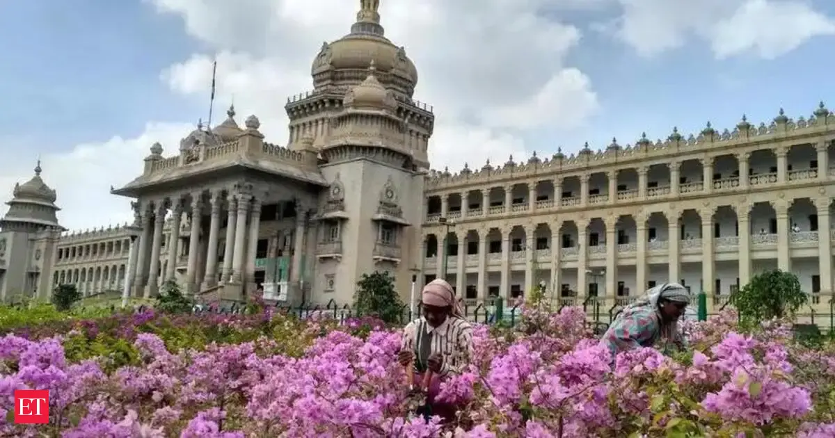 Karnataka Tops Taxpayer Charts Led by Bengaluru's Lakhpati Hub