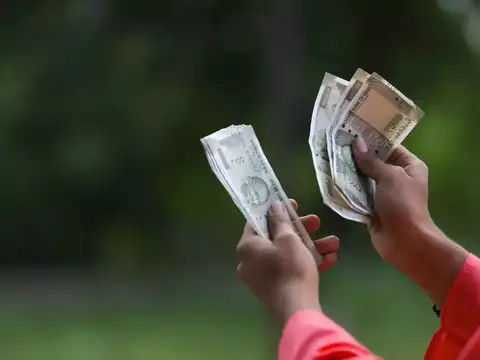 Cash transaction limits in India