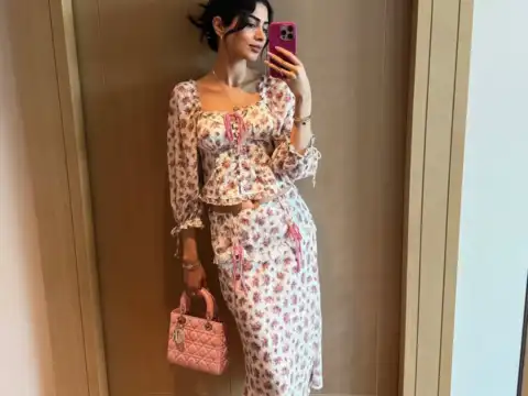 Floral Strapless Dress - 6 Vacay Looks of Khushi Kapoor You'll Want to Copy