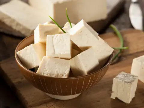 Soy (tofu/soy chunks)