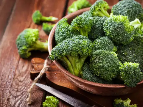  Broccoli and bell peppers