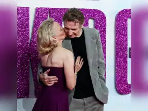 Is Pamele dating Liam: Were Pamela Anderson and Liam Neeson really