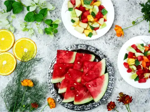 Pre-cut fruits and raw salads (outside)