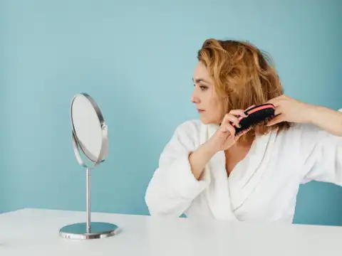 Why women face hair fall 
