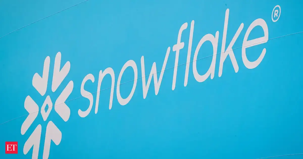Snowflake stock surges over 18% after strong Q2 earnings and positive guidance for next quarter