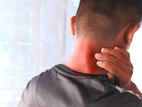 Neck circumference 