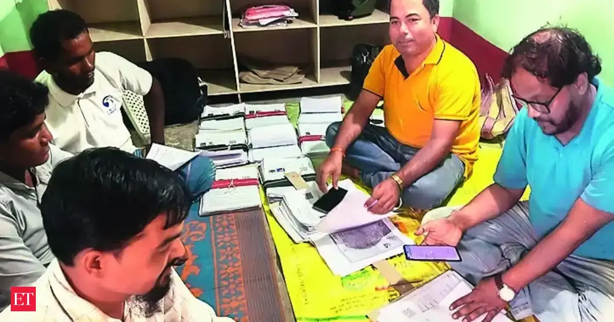 Bihar roll revision: SC says Aadhaar cannot be standalone proof of citizenship
