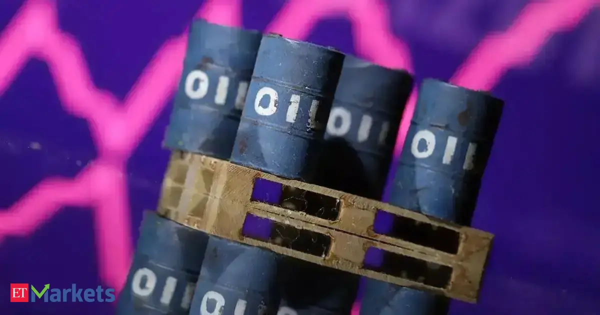 Oil prices hold on to gains from US sanctions
