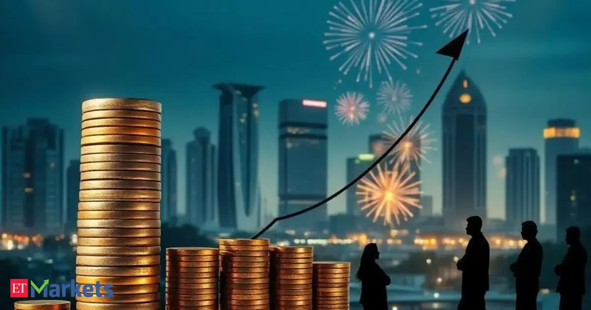 India bonds rise on hopes of support from authorities