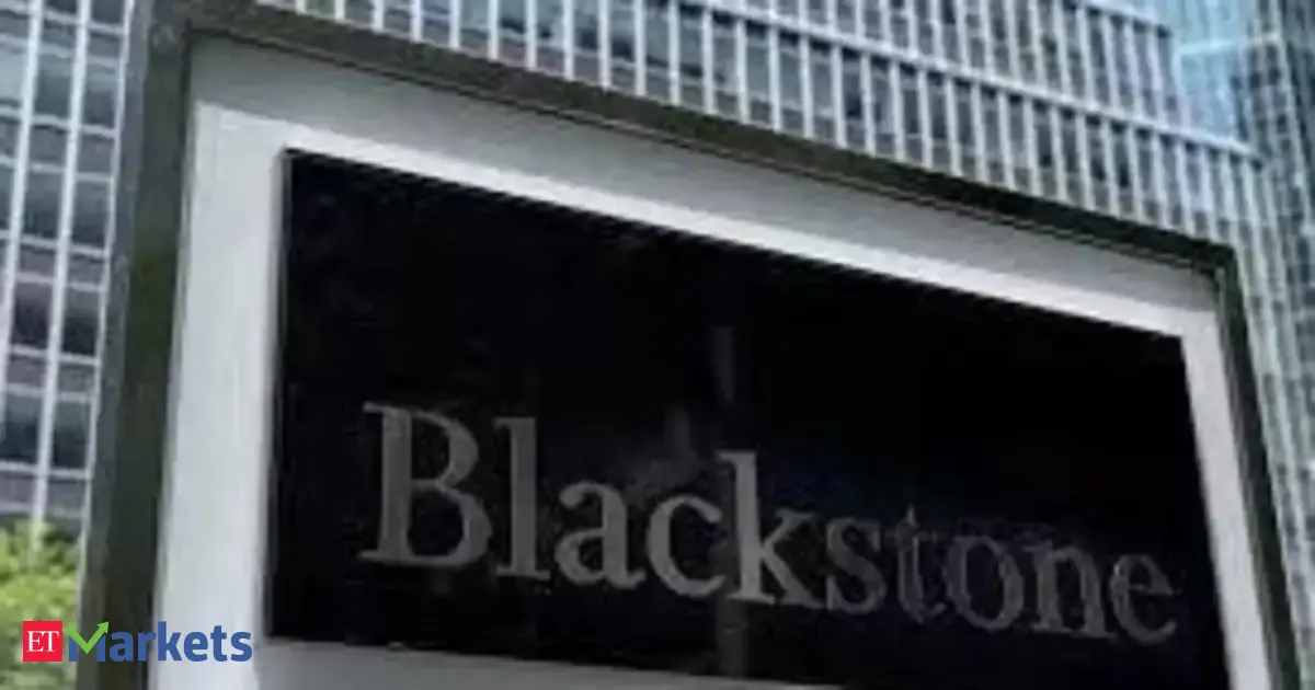 Blackstone buys $819 million trophy Paris office