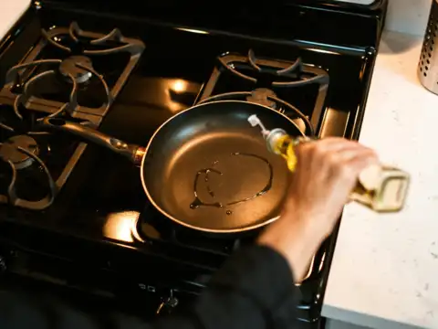 Making the oil 