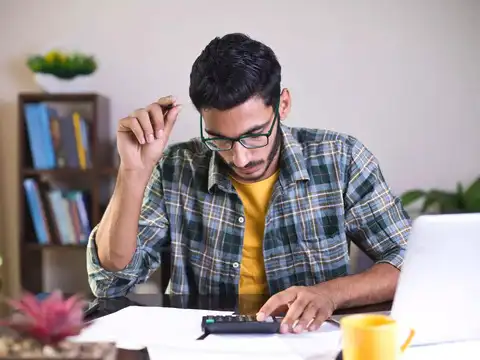 AIS vs Form 26AS: How do they differ?