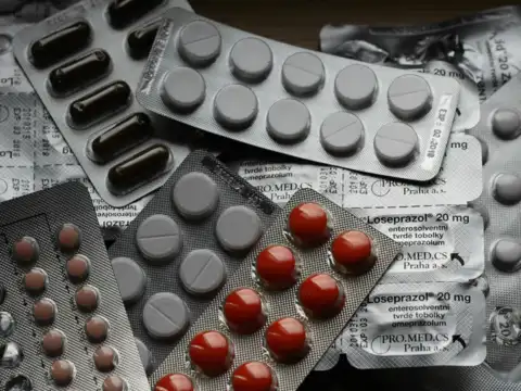 Painkillers on Empty Stomach
