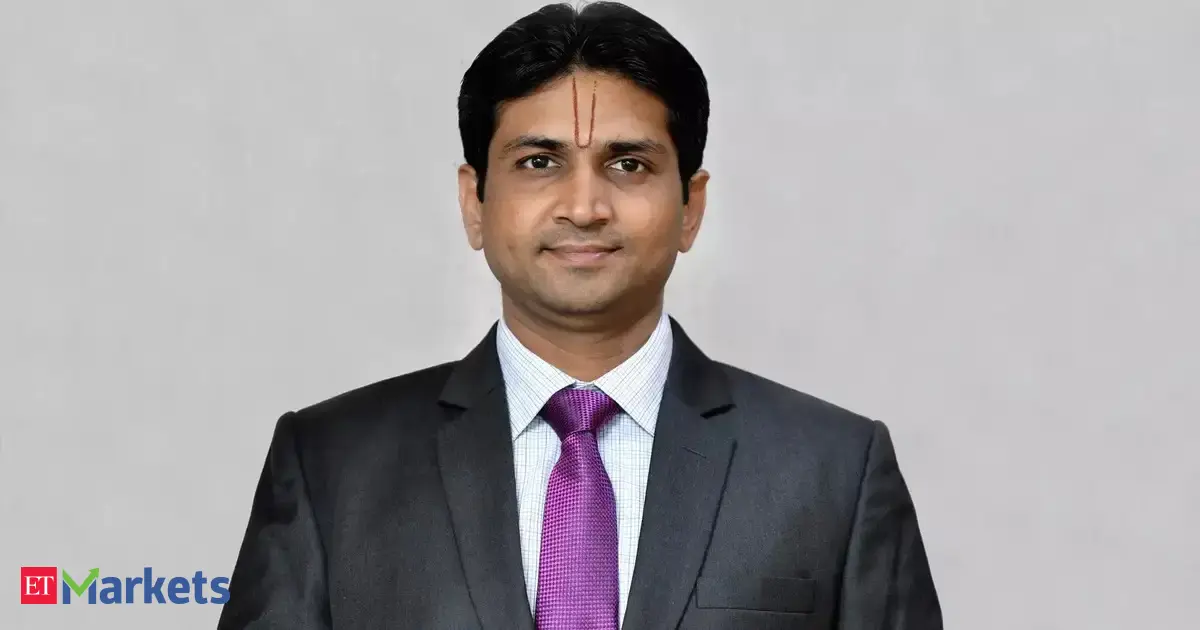 Dividend stock investing: How ICICI Prudential MF's Mittul Kalawadia balances growth with yields