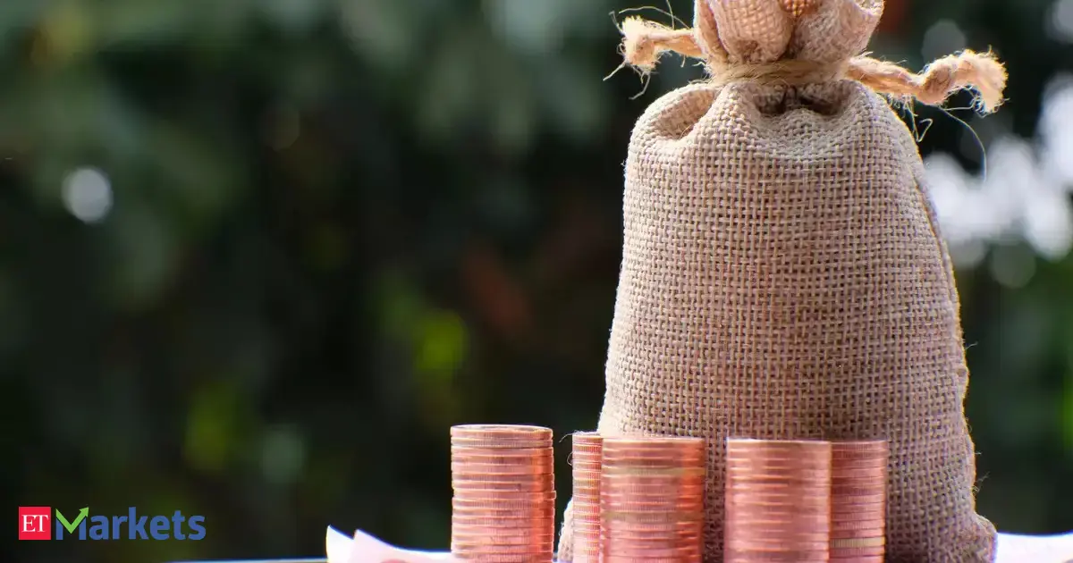 Midcaps outperform as key indices await fresh momentum;  Tata Motors, Havells among top trading bets