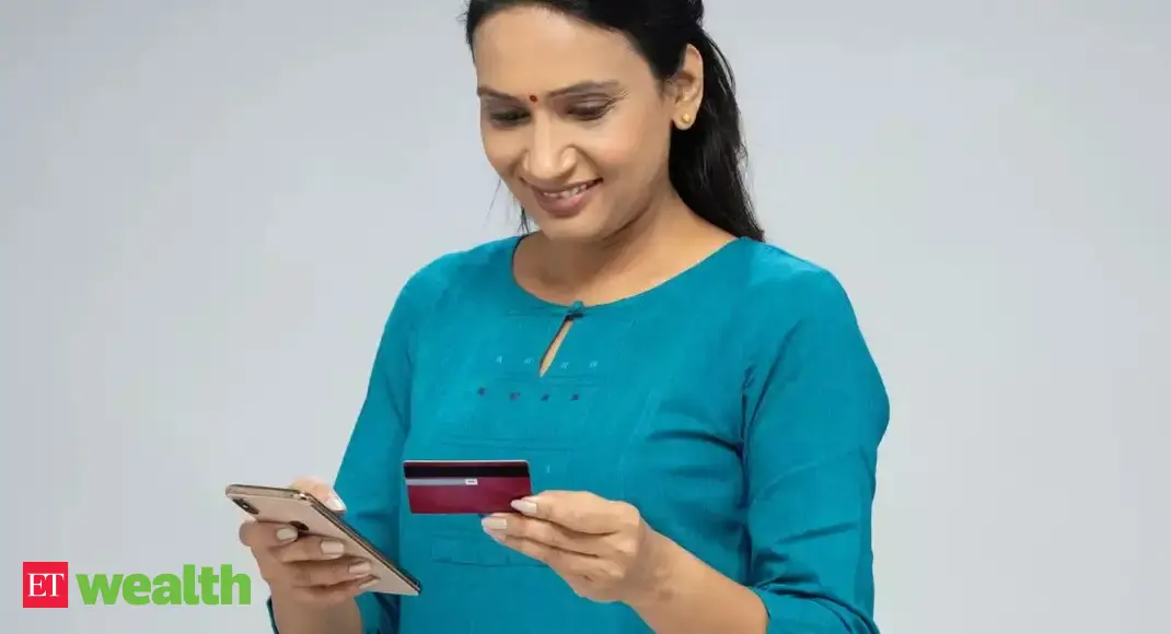 https://img.etimg.com/thumb/msid-123823562,width-1070,height-580,overlay-etwealth/slideshow.jpg