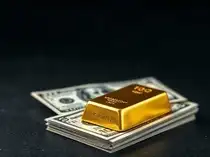 Gold scales new high as dollar weakens ahead of Fed meeting