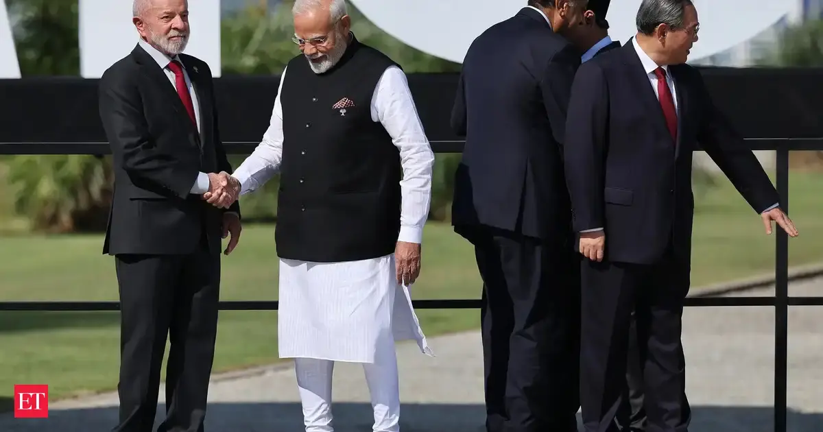 https://img.etimg.com/thumb/msid-123914129,width-1200,height-630,imgsize-116440,overlay-economictimes/articleshow.jpg