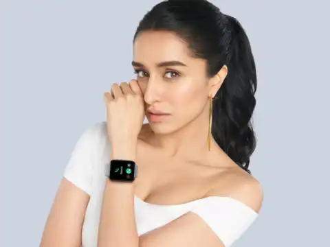 Casual White Look